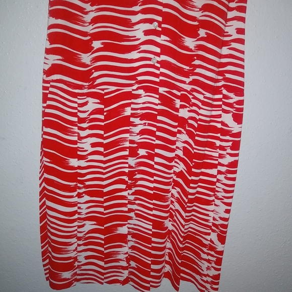 CAbi S Brushstroke Drop Waist Pleated Dress New in Red and White NWT - Picture 8 of 12